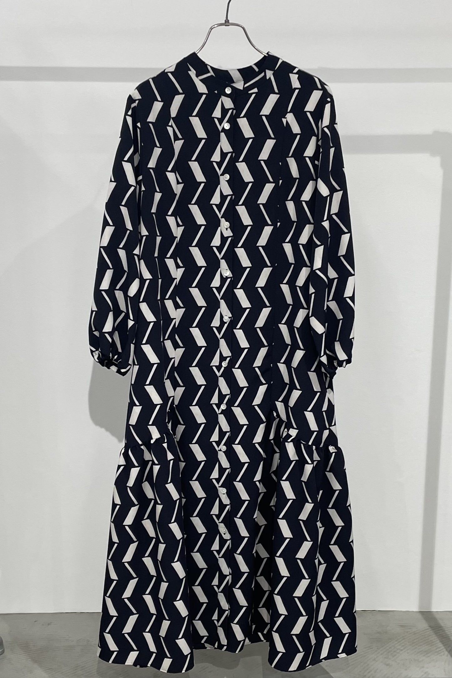 ギャザーフレアシャツワンピース　15731