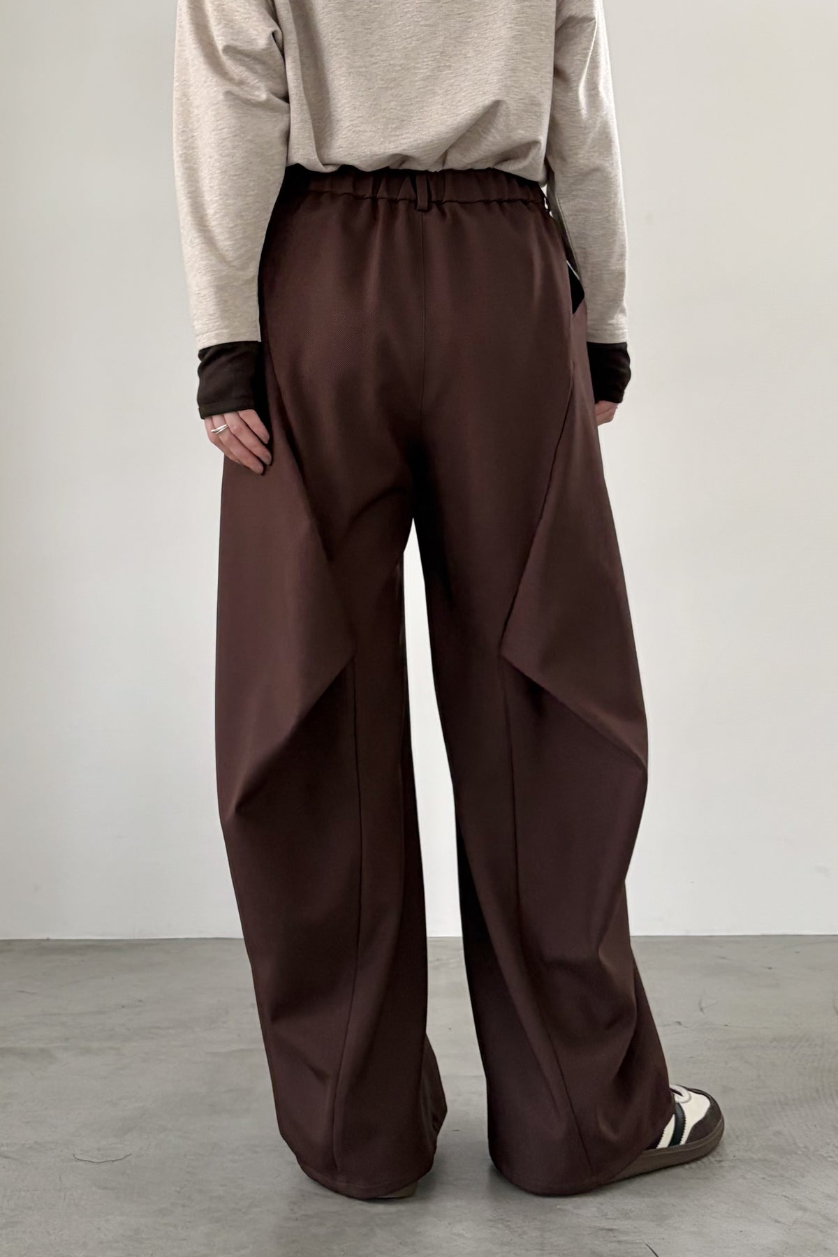 バックデザインカルゼパンツ　F2174