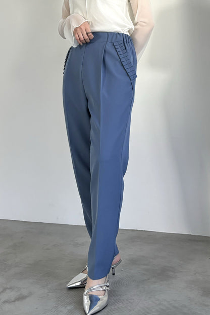 ストレッチテーパードパンツ　23083