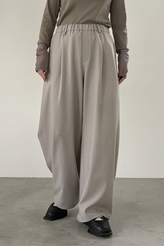 バックデザインカルゼパンツ　F2174