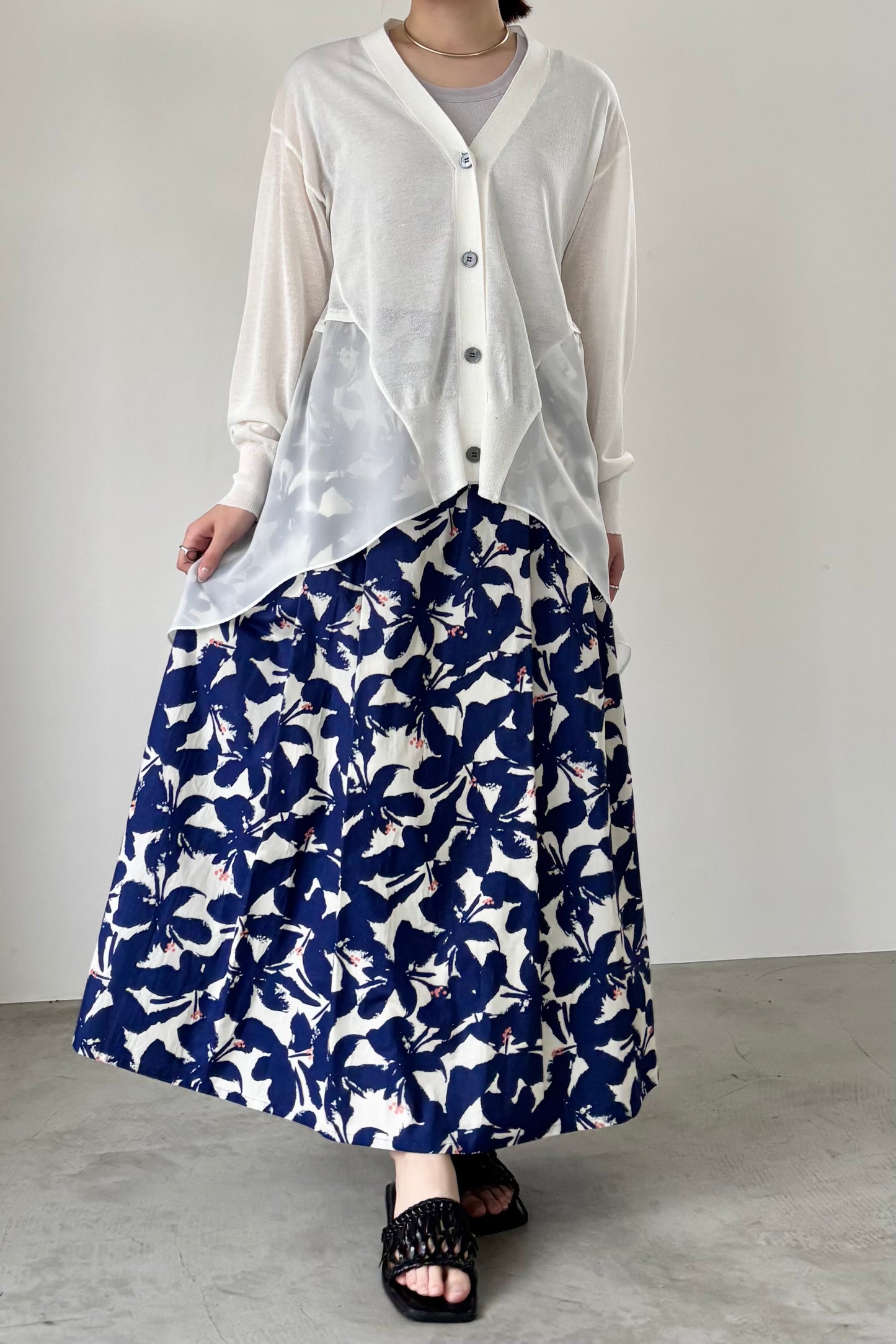 セミロングシフォンカーディガン　35500