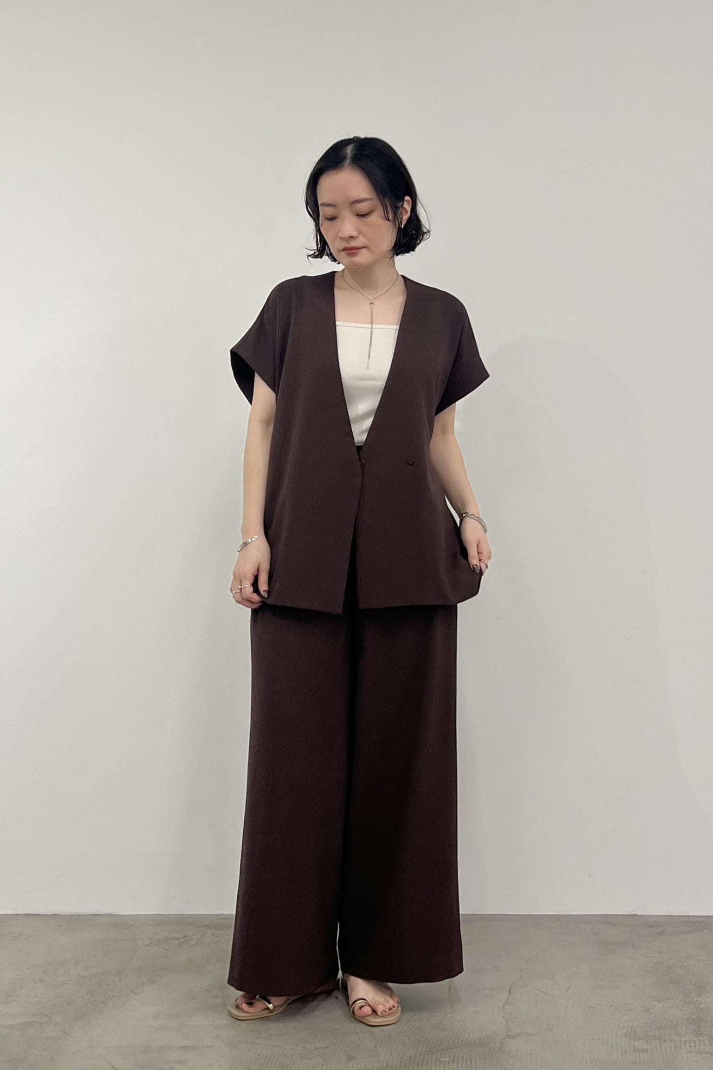 T/R麻調ノーカラージレ　M10010