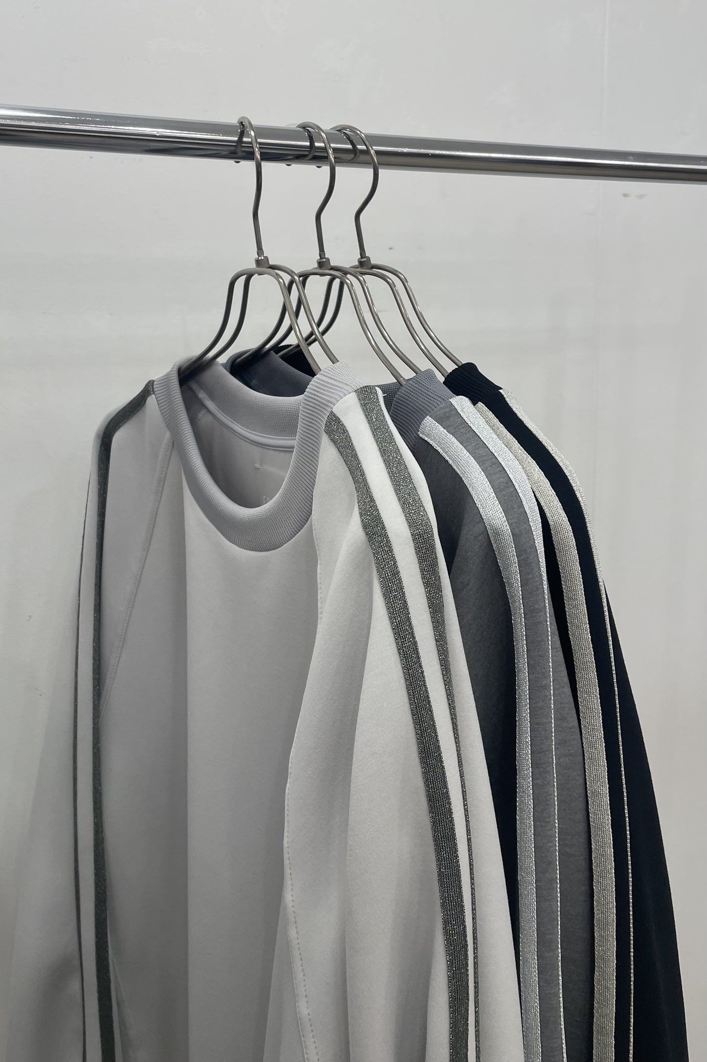 ラインスリーブボンディングプルオーバー　F3234