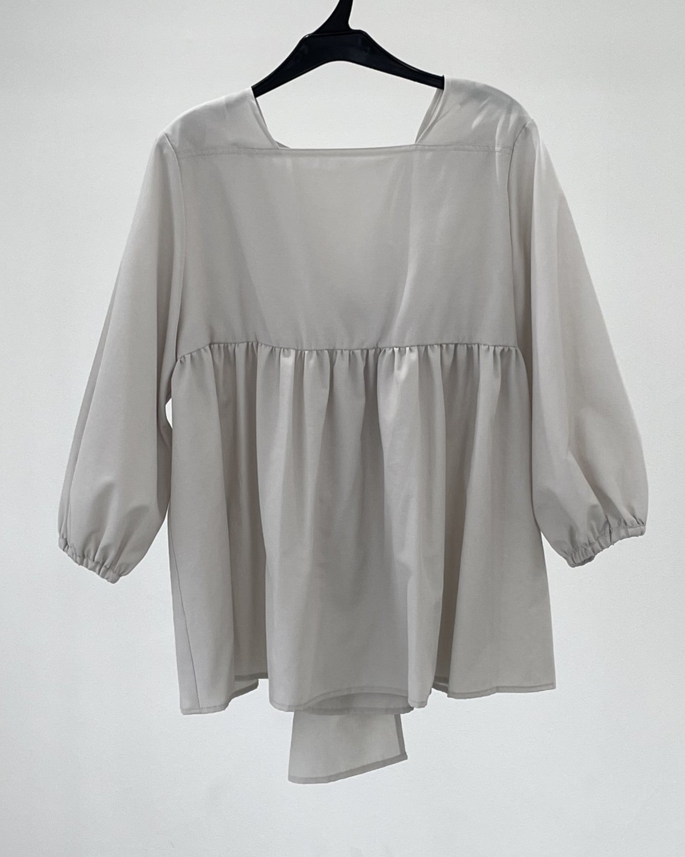 スクエアネックリボンブラウス　15766