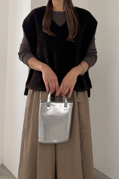 Vネックボアベスト　M10000