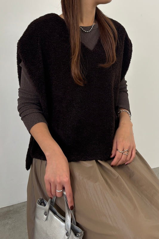 Vネックボアベスト　M10000