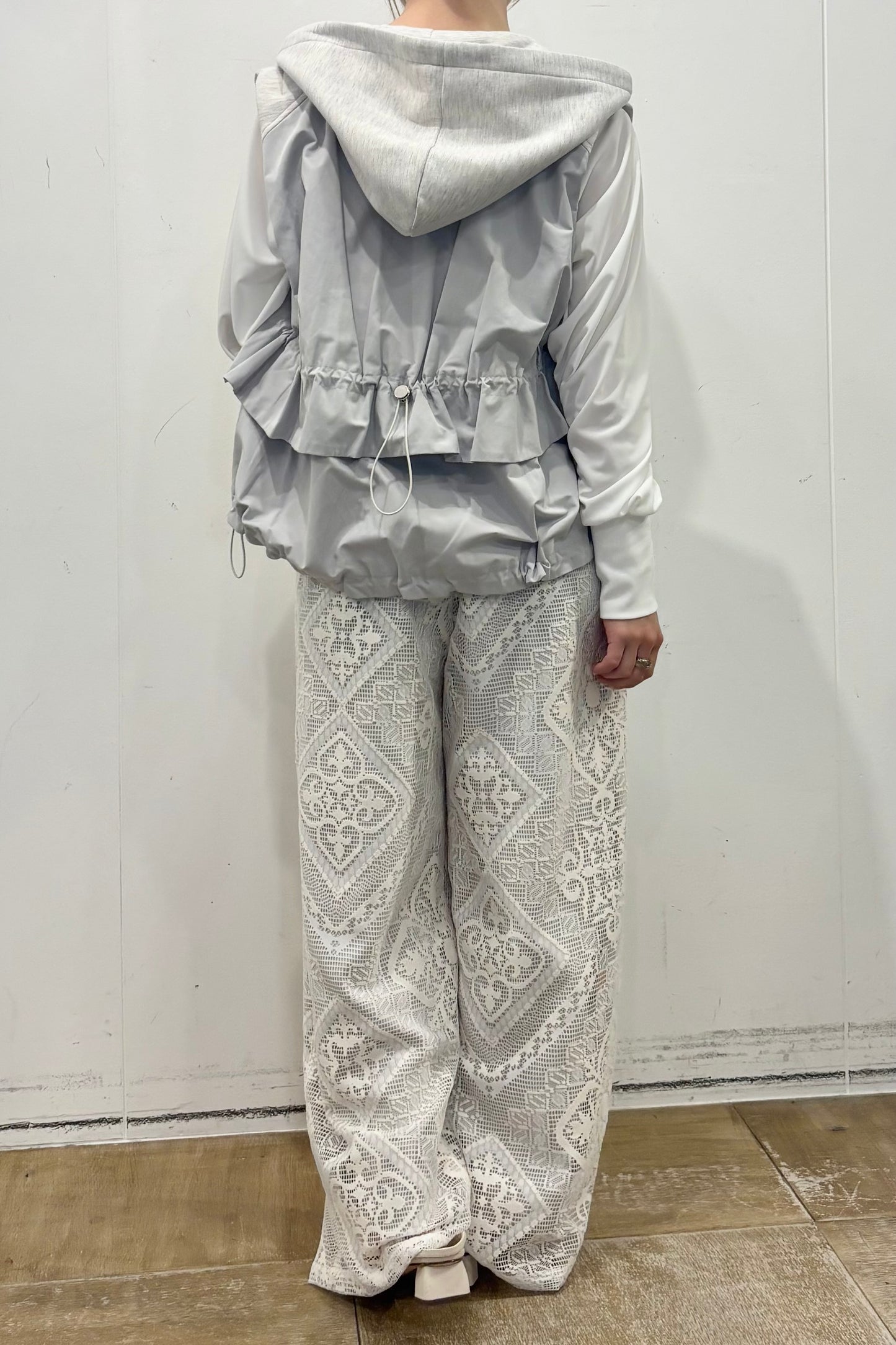 タフタフリルボンディングベスト　35591