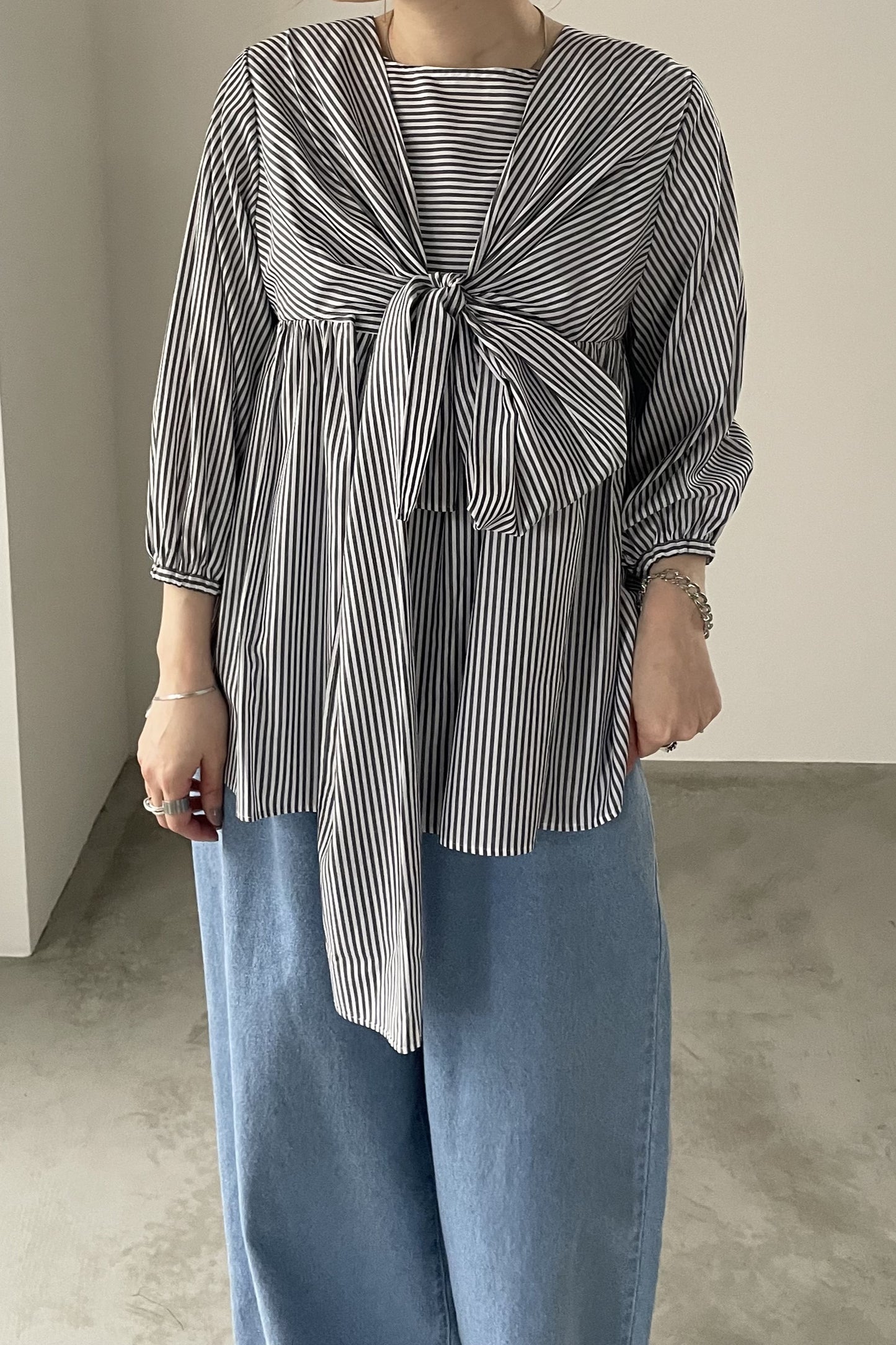 スクエアネックリボンブラウス　15766