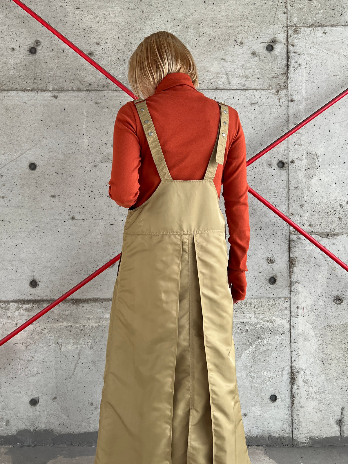 FOSI.　ナイロンツイルジャンパースカート　F1157