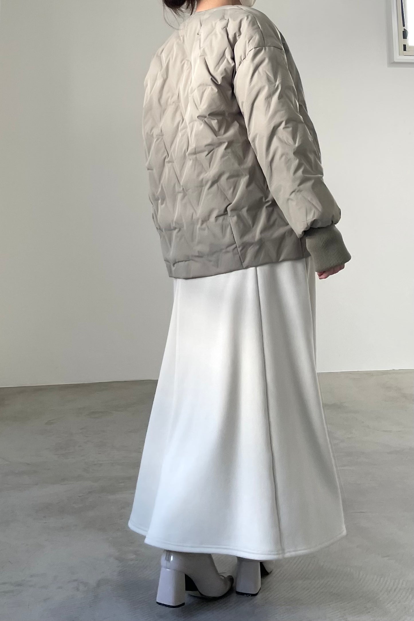 シームレスダウンジャケット　15825