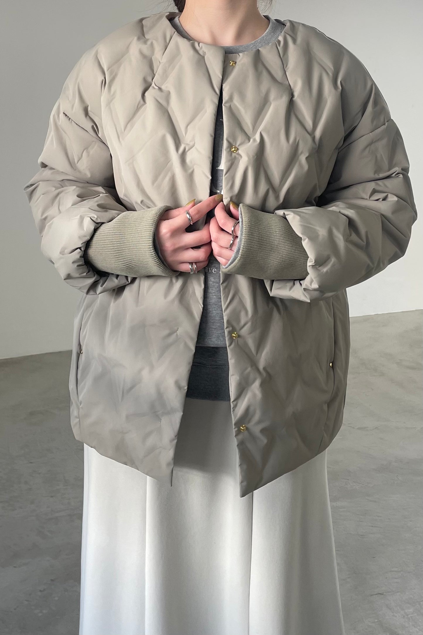 シームレスダウンジャケット　15825