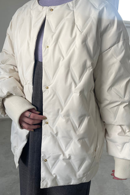 シームレスダウンジャケット　15825