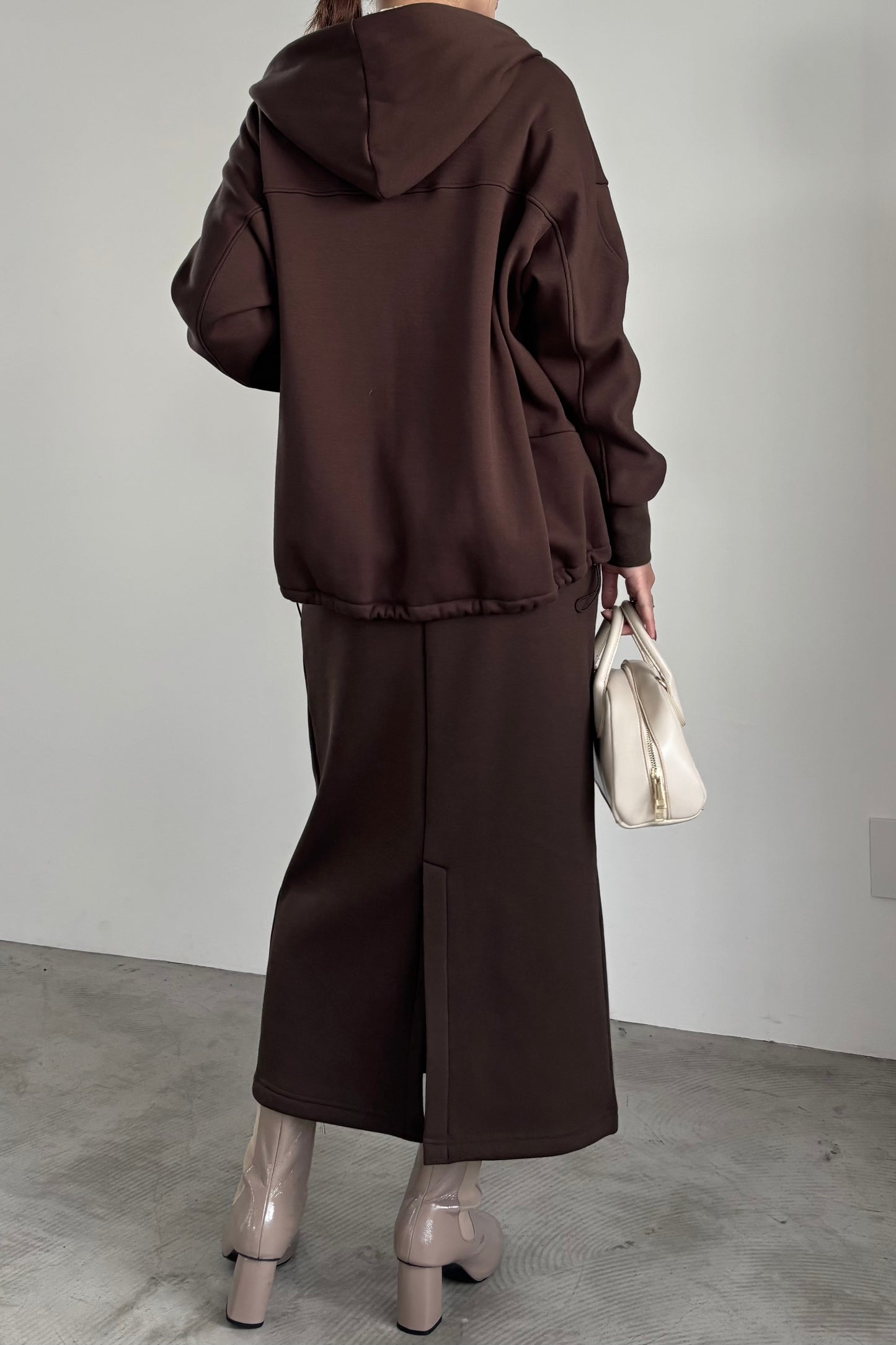 ダフィームートンタイトスカート　23168