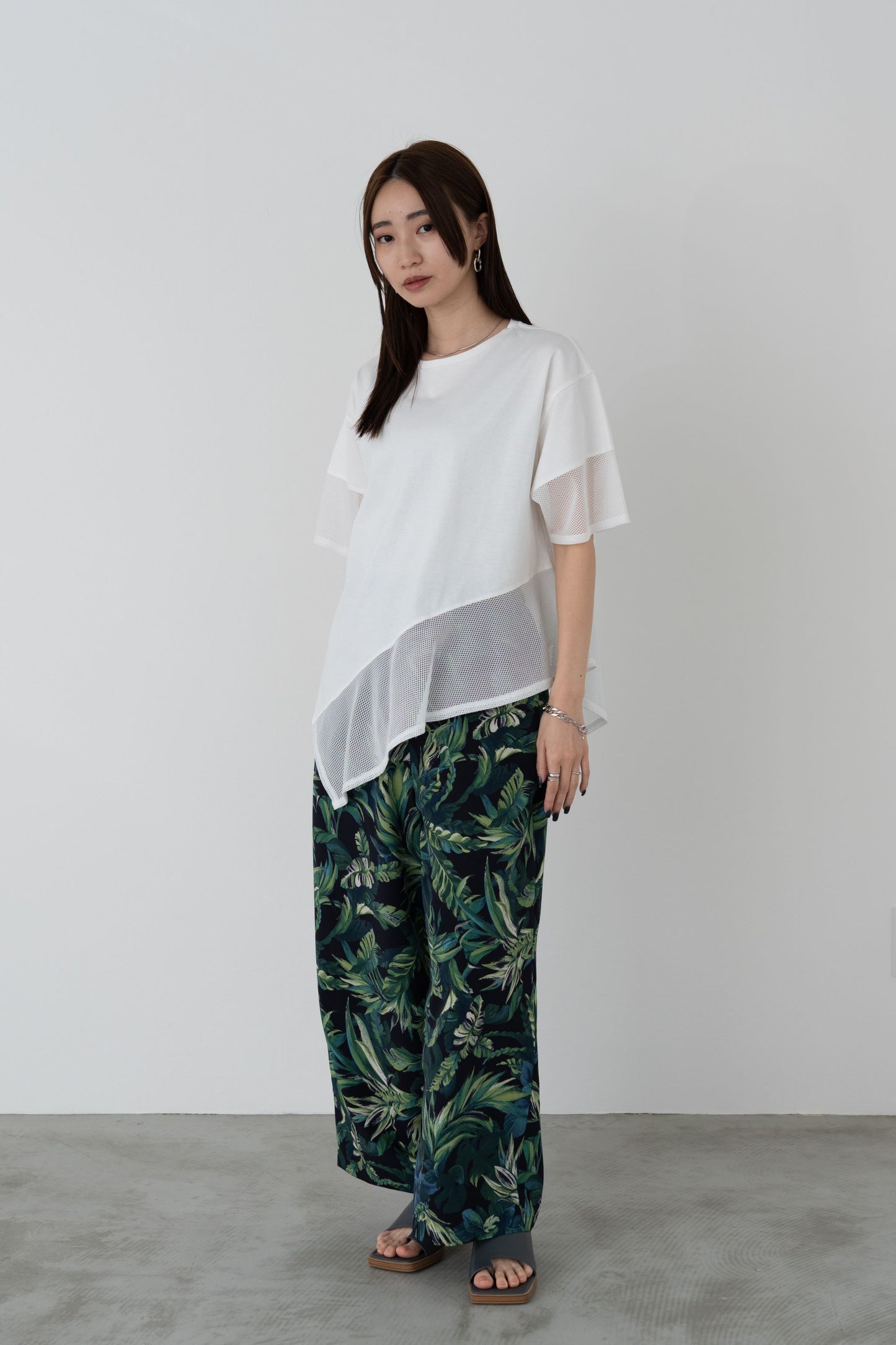メッシュチュールアシンメトリーカットソー　35372