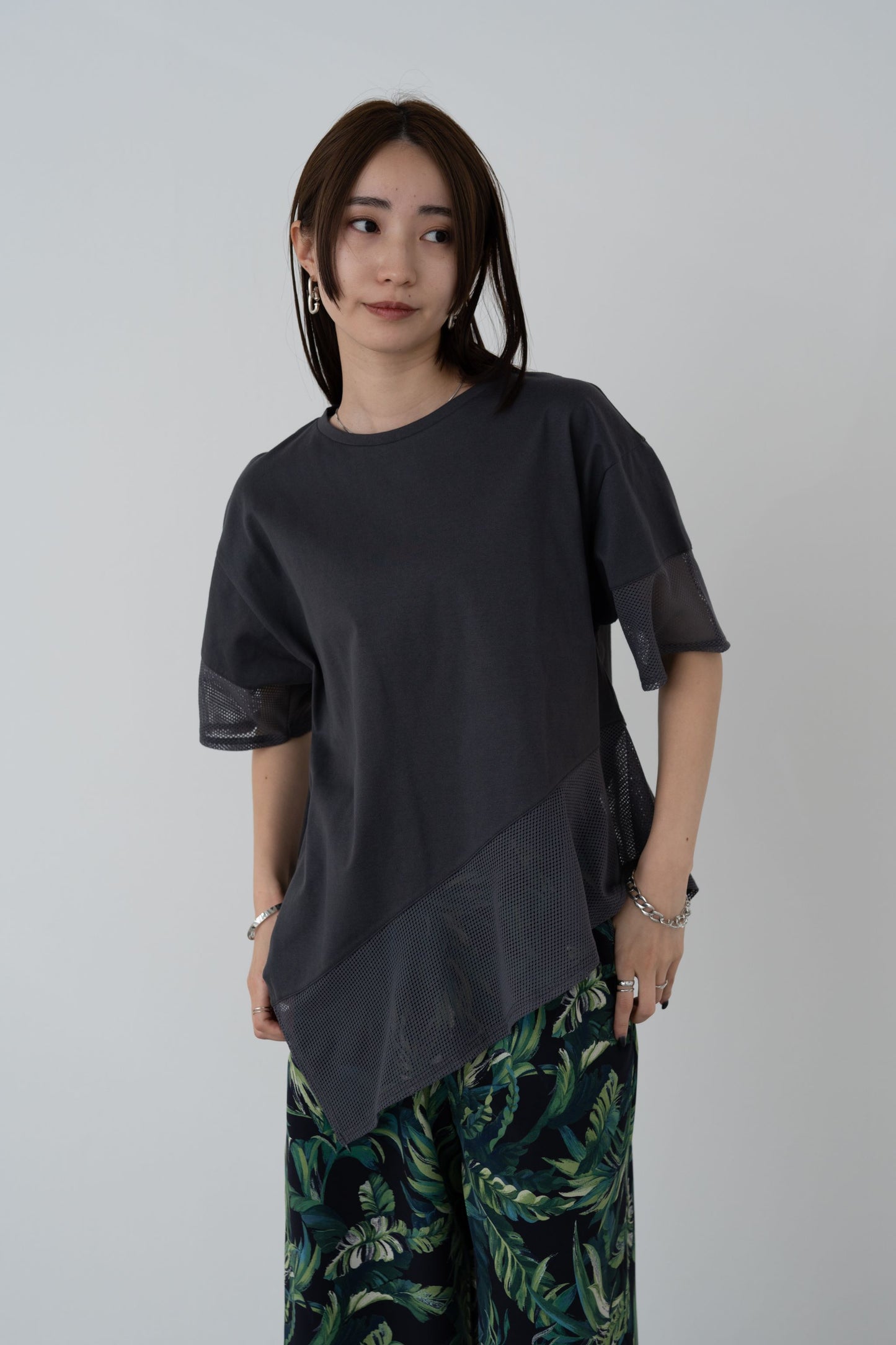 メッシュチュールアシンメトリーカットソー　35372